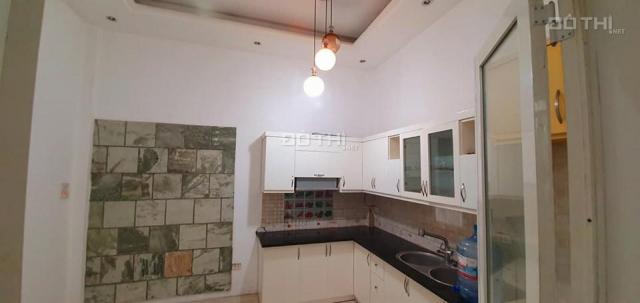 Bán nhà mặt phố Ngô Thì Nhậm, 50m2, 5 tầng, kinh doanh đỉnh. Giá 4,85 tỷ