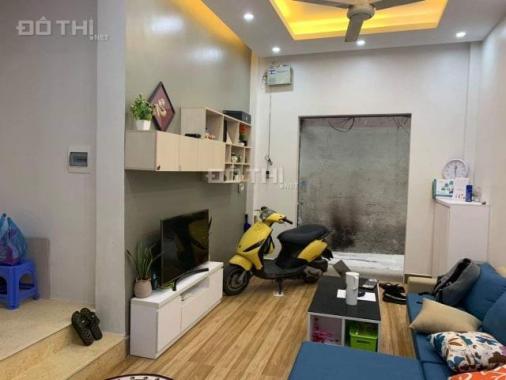 Bán nhà phố Kim Mã - trung tâm quận Ba Đình, DT gần 30m2, 4 tầng, MT gần 4m, giá cực hiếm 2.9 tỷ