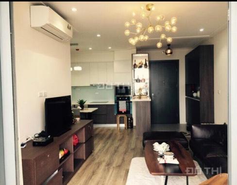 Cần cho thuê CH cao cấp, đủ nội thất đẹp sang trọng tại Phố Trạm - Q. Long Biên. 093 2345 069
