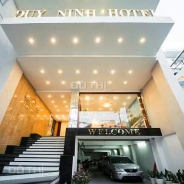 Chính chủ bán gấp nhà mặt tiền Quận 1 đường Nguyễn Thị Minh Khai. (HĐ 92 triệu/th), DT: 4,5x19,2m