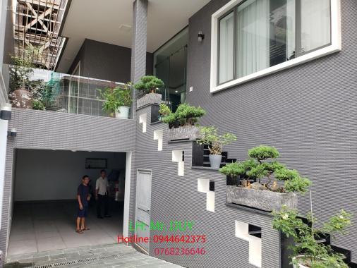 Cho thuê biệt thự lô 16 Lê Hồng Phong 300m2, giá 50 triệu/tháng. LH: 0944642375