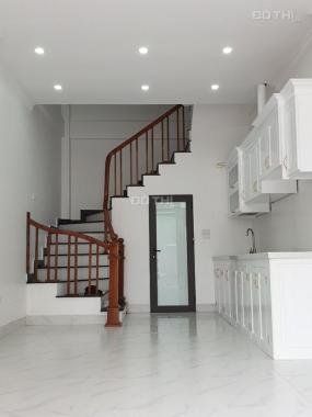 Bán nhà giá rẻ ở ngay chợ Đồng Dinh - sổ đỏ chính chủ giá 2 tỷ - 4 tầng