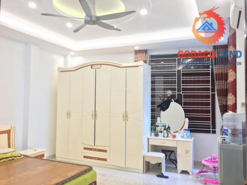 Bán nhà ngõ 279 Đội Cấn, Quận Ba Đình, gần nhà có bãi gửi ô tô, DT 50m2 x 4T, giá 4,2 tỷ