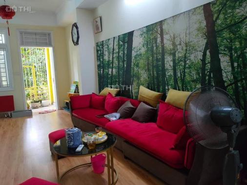 Homestay 8 tầng mặt phố Hồ Giám, KD, view hồ, DT 106 m2, MT 5.3m, 26.5 tỷ. LH 0917420066