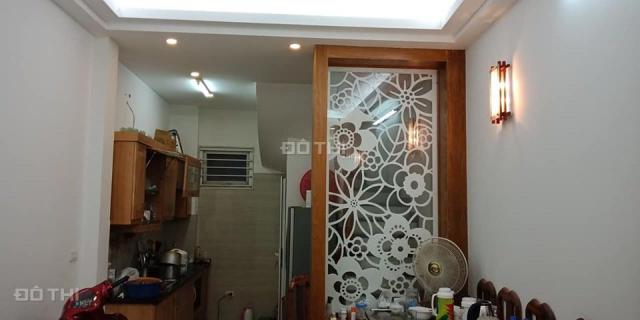 Rẻ như cho! Bán nhà Cầu Giấy, Phường Quan Hoa. DT 30m2 x 5 tầng, giá 3.5 tỷ