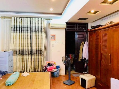 Bán nhà Nguyễn Văn Huyên 72m2 x 6 tầng, ở cho thuê 16 tr/tháng, 5.7 tỷ