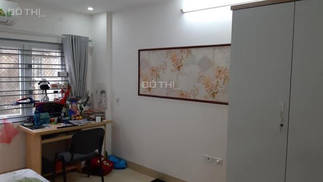 Bom tấn đầu Thu - Phố Lãng Yên, Hai Bà Trưng - Mới đẹp - 32m2. Chỉ 2.35 tỷ