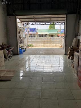 Bán đất có sẵn nhà xưởng vị trí đẹp, MT đường Trần Văn Mười, Hóc Môn