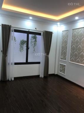 Cần bán nhà đường Quan Nhân, Thanh Xuân, 52m2x5 tầng mới, ôtô đỗ cửa, lô góc. Giá 5,5 tỷ