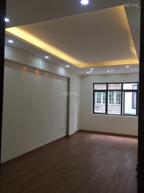 Bán nhà ngõ 82 Yên Lãng, Phường Thịnh Quang, Đống Đa. Ô tô đỗ cửa, 60m2x5T, giá 6,6 tỷ