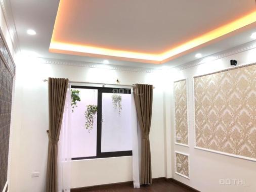 Cần bán nhà Lê Đức Thọ 50m2, 5 tầng, đường ô tô, 3,7 tỷ