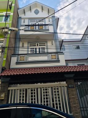 Bán nhà Lê Văn Lương, Nhà Bè 1 trệt, 2 lầu, 5 PN, nhiều tiện ích. LH e Thảo 0982222910 để xem nhà