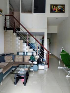 Bán nhà P.Hiệp Hòa 90m2 đường ô tô, LH 0825 321 392