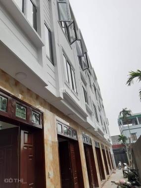 Chính chủ bán gấp căn nhà 4 tầng tại tổ 15 Thạch Bàn, Long Biên. LH 0967455268