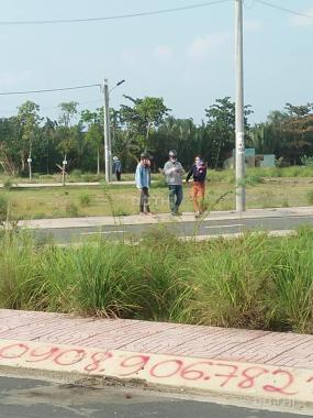 Chính chủ bán gấp lô đất 55m2 kế công viên cây xanh, 1 sẹc Nguyễn Xiển, gần Vinhomes, 0986494695