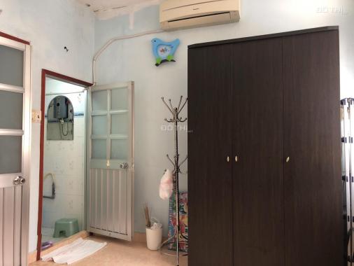 Cho thuê phòng có nội thất, bao điện nước hẻm 131A Nguyễn Thị Minh Khai, Q.1, giá 5,5tr/tháng