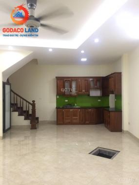 Bán nhà ngõ Linh Quang, phố Lương Sử C, cách ô tô 30m, DT 50m2x5T, giá 5.1 tỷ