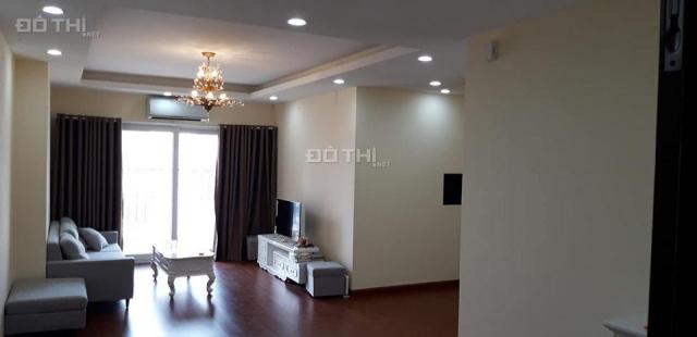 Bán căn hộ chung cư Mạc Thái Tổ, Yên Hòa, Cầu Giấy. DT 130m2, full nội thất đẹp, giá 28tr/m2