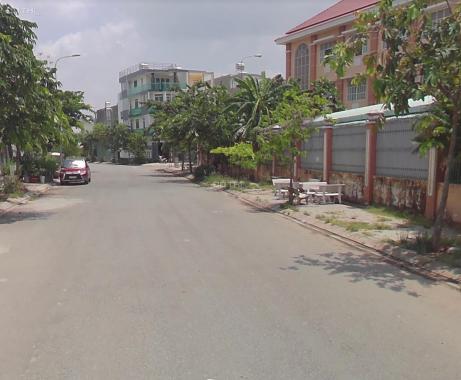 Cần bán gấp lô đất 5x16m đường Kênh Tân Hóa, Tân Phú, đối diện Đầm Sen, SHR, giá 2 tỷ. 0937196790
