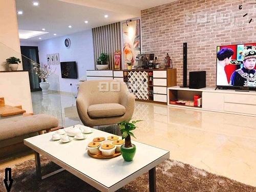 Bán nhà Bồ Đề, Long Biên, 70m2, 5 tầng, trên 5 tỷ, ô tô vào nhà