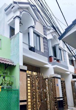 Kẹt tiền bán gấp căn nhà 1 trệt, 1 lầu đường Nguyễn Văn Cừ