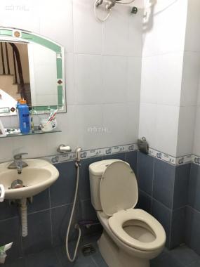 Ô tô qua nhà, trung tâm Cầu Giấy, DT 70m2x5T, Nguyễn Văn Huyên, Quan Hoa. Giá 5.2 tỷ