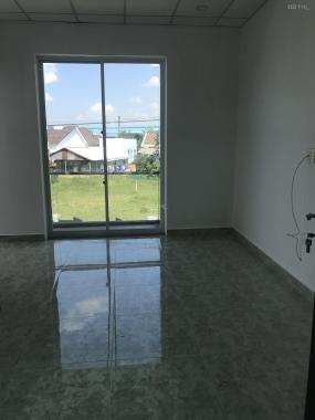 750tr, nhà Bình Chánh với 100m2, SHR, bao công chứng sang tên trong ngày