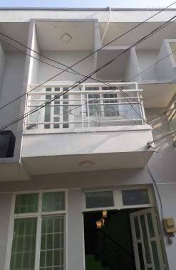 Nhà cần bán, chính chủ Lê Văn Lương, dt: 3,2 x 10m