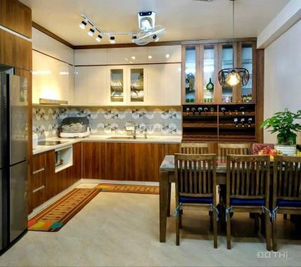 Hiếm, nhà Ngọc Thụy, mặt ngõ ôtô, cạnh Việt Pháp, 80m2-5T, sân vườn, 5.5 tỷ. LH 0981092063