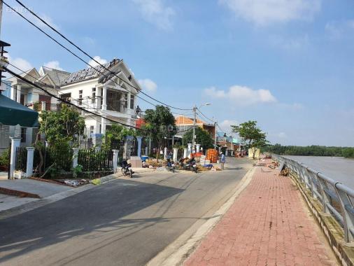 Bán gấp 100m2 đất thổ cư mặt tiền bờ kè sông Rạch Tôm đường Lê Văn Lương, giá chỉ 2 tỷ 620 tr