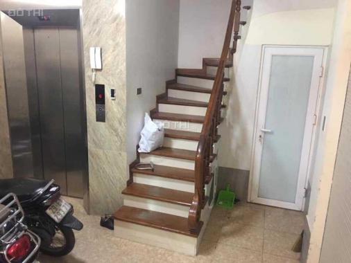 Bán nhà phường Láng Hạ ô tô đỗ cửa thang máy 7 tầng x 45m2, giá 8 tỷ