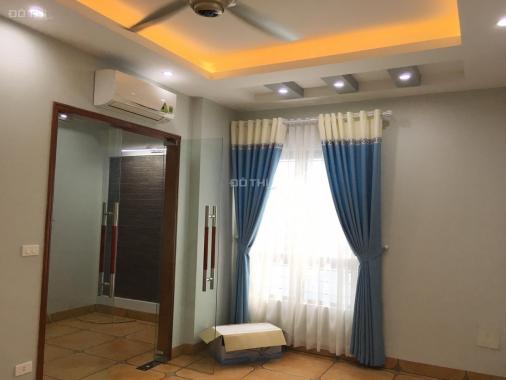 Bán nhà đường Quan Hoa, Cầu Giấy xây 5 tầng, 42m2, ngõ rộng, kinh doanh tốt, giá 4.8 tỷ