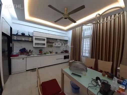 Siêu hiếm - Bán nhà khu vip Đào Tấn, dt: 70m2 - Cách ô tô 10m - Mặt tiền siêu khủng