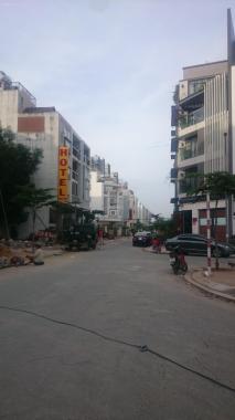 Bán nhà mặt tiền đường thông khu Kim Sơn Quận 7, 5x20m, hầm, trệt, 4 lầu, thang máy, 18 tỷ