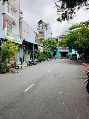 Cần bán nhà hẻm nhựa 16m thông đường Đỗ Thừa Luông, DT 4m x 16.1m, NH 4.1m, nhà 2 lầu, sân thượng