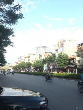 Bán căn hộ 32m2 * 4,5 tầng phố Ngọc Trì, Long Biên, Hà Nội, giá 2.3 tỷ