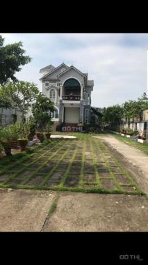 Chính chủ cần bán biệt thự sân vườn đối diện sông tại kênh Cần Lộc, TT Vàm Láng, Tiền Giang