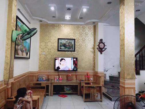 Bán nhà ở Việt Hưng, sau lưng Big C, giá chỉ 1,89 tỷ - sổ đỏ chính chủ
