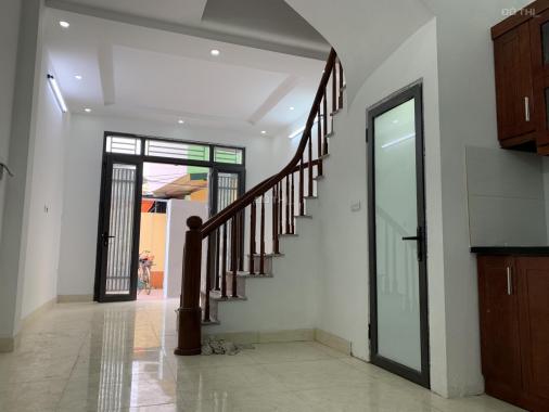 Nhà đẹp, xây mới, ngõ thoáng ô tô đỗ cách nhà 10m, S=36m2 x 4T, 1.45 tỷ ở Phú Lương. LH: 0988262346