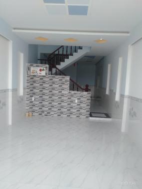 Cần tiền bán căn nhà 1 trệt 1 lầu đúc, 80m2, 1 tỷ 250 tr, có sổ riêng. LH: 0909.887.249