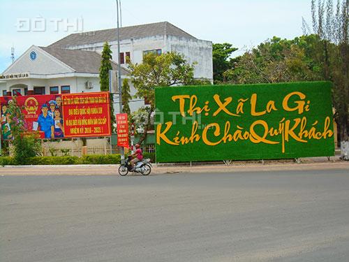 Tôi cần bán 1000m2, sổ hồng riêng, đất ven biển, gần trung tâm tx La Gi, Bình Thuận, 0901 776577