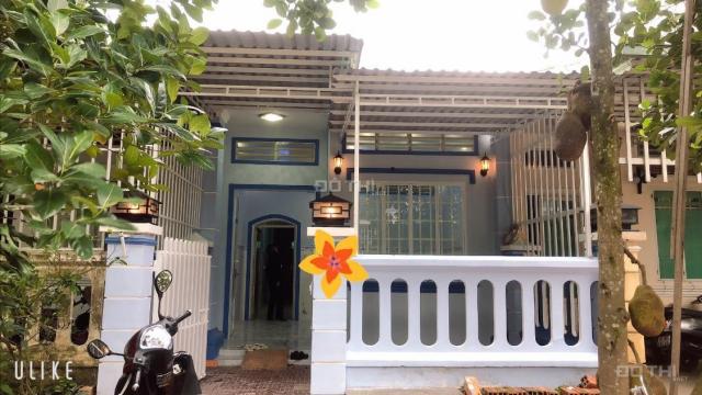 Bán nhà tại đường Phan Văn Đáng, khu Hoa Lan, P. 8, TP Vĩnh Long