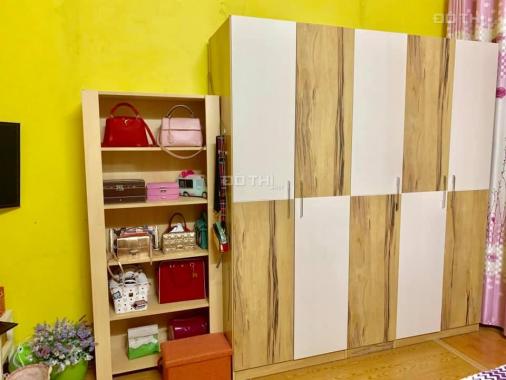 Bán nhà phố Trần Vĩ, phân lô, ô tô tránh, KD tốt, 41m2x4T, MT 4.1m, giá 8.6 tỷ