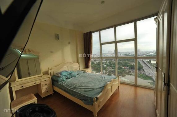 Chính chủ bán căn hộ CC Khánh Hội 3, Quận 4, 76m2, đủ nội thất cao cấp, giá chỉ 3,2 tỷ
