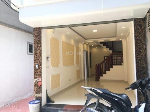 Bán nhà riêng tại đường Bùi Xương Trạch, Phường Khương Trung, Thanh Xuân, Hà Nội, DT 40m2