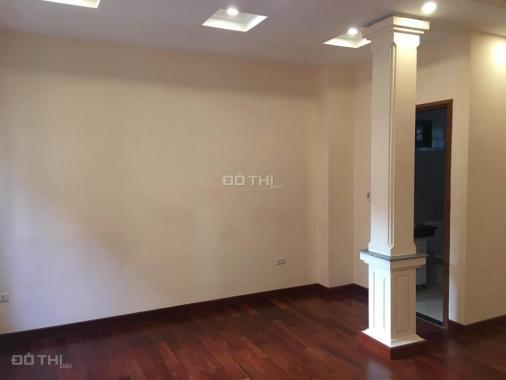 Cho thuê biệt thự nhà đẹp, đồ cơ bản, giá rẻ tại BT03 KĐT Việt Hưng, Long Biên. DT 250m2, 20 tr/th