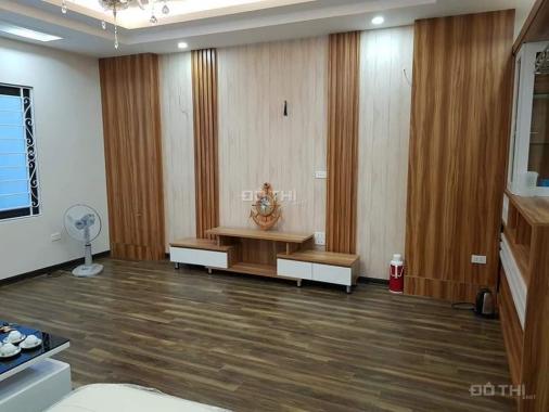 Bán nhà Nguyễn Chí Thanh, Đống Đa 5 tầng thang máy, lô góc 48m2, chỉ 4,7 tỷ