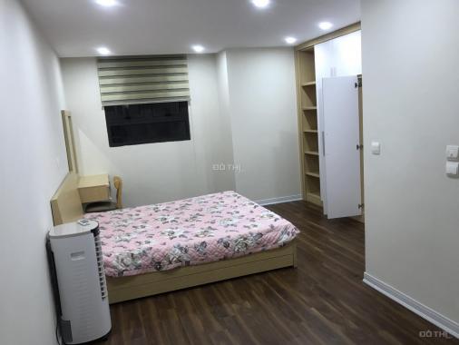 Cho thuê căn hộ 45m2 gần Kim Mã, đầy đủ đồ, giá 10 tr/th (gồm phí DV, cáp, net, nước sinh hoạt)