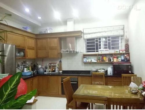 Chính chủ bán nhà phố Minh Khai đẹp 5T 42m2, non bộ trong nhà, 10 bước chân ô tô đón, 2.95 tỷ