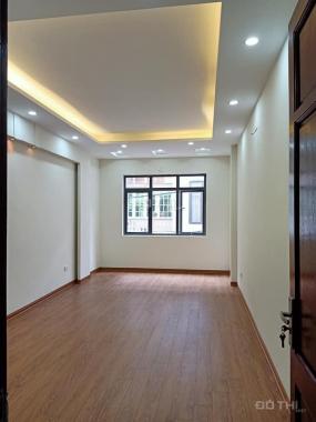 CC bán nhà Linh Lang, 38m2, 4 tầng, giá chỉ 2.9 tỷ